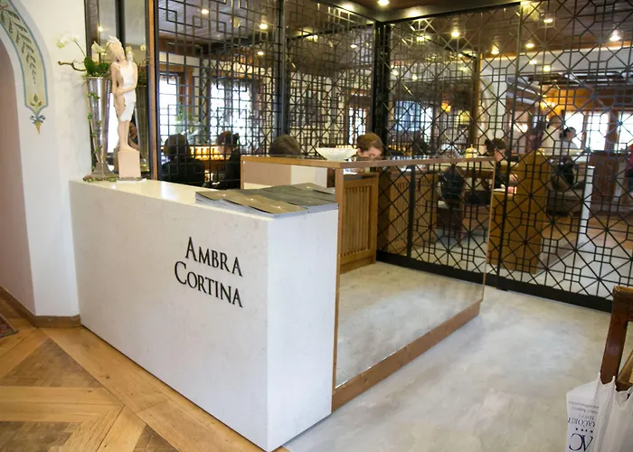 Ambra Cortina Luxury&FashionAlbergo